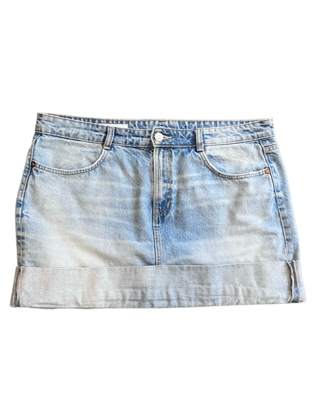 Zara denim mini skirt with a folded cuffed hem Size: XXL